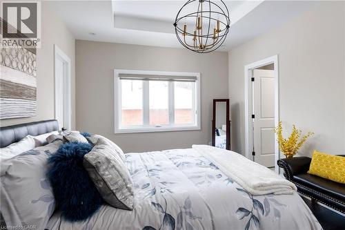 175 Burloak Drive W, Oakville, ON - Indoor Photo Showing Bedroom
