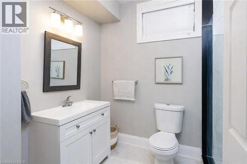 175 Burloak Drive W, Oakville, ON - Indoor Photo Showing Bathroom