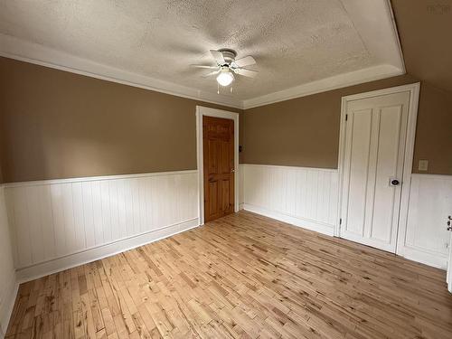 22 Hogg Lane, Sheet Harbour, NS - Indoor Photo Showing Other Room