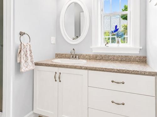 12 Beckwith                Berwick, Ns, Berwick, NS - Indoor Photo Showing Bathroom
