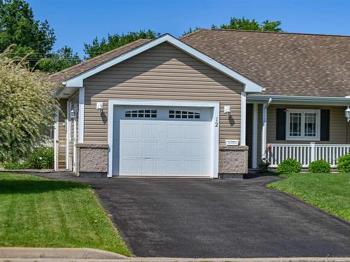 12 Beckwith                Berwick, Ns, Berwick, NS - Outdoor With Deck Patio Veranda With Facade