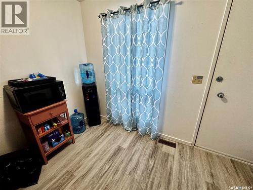 A & B 129 1St Avenue W, Margo, SK - Indoor Photo Showing Other Room