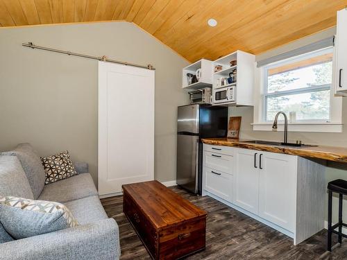 6829 Highway 101, Gilberts Cove, NS 