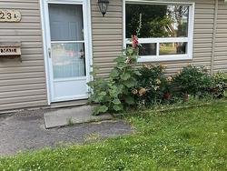 323A WENTWORTH Crescent Thunder Bay, ON P7A 7S7