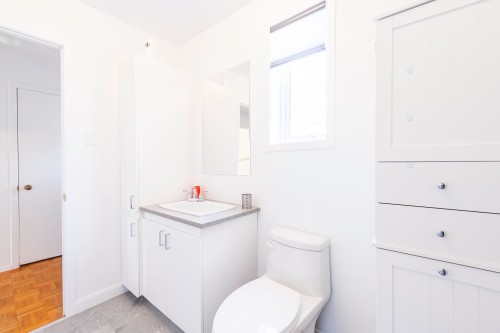 Salle de bains - 241 Ch. Des Belles-Amours, L'Islet, QC - Indoor Photo Showing Bathroom