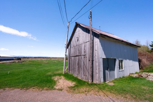 Garage - 241 Ch. Des Belles-Amours, L'Islet, QC - Outdoor