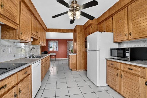 Cuisine - 14 Rue Henri, Saint-Esprit, QC - Indoor Photo Showing Kitchen With Double Sink