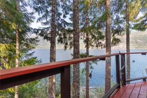 7 Baikie Dr, Campbell River, BC 