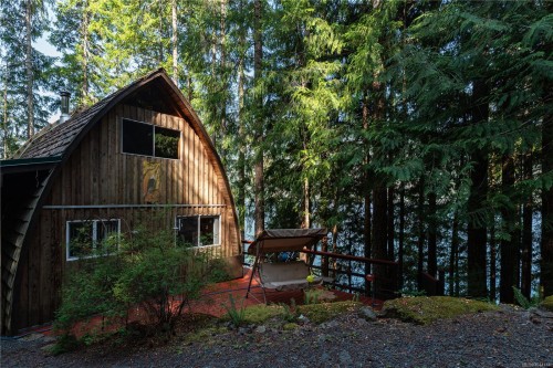 7 Baikie Dr, Campbell River, BC 