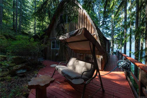 7 Baikie Dr, Campbell River, BC 