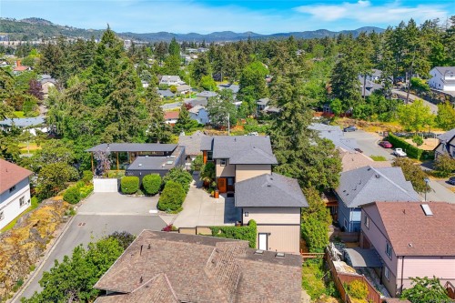 614 Cornerstone Close, Langford, BC 