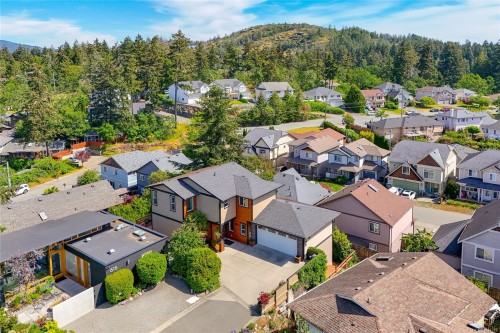 614 Cornerstone Close, Langford, BC 