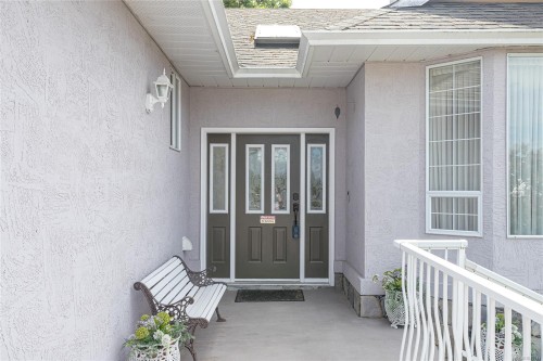6113 Denali Dr, Duncan, BC 
