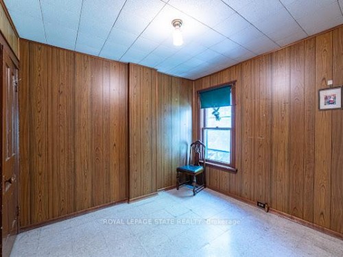 35 Sherman Avenue N, Hamilton, ON - Indoor Photo Showing Other Room