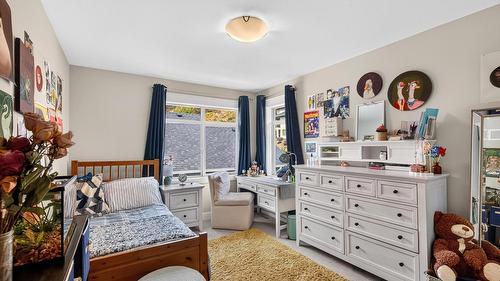 2425 Tallus Heights Drive, West Kelowna, BC - Indoor Photo Showing Bedroom