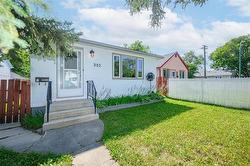 352 Belmont AVE  Winnipeg, MB R2V 0Y7