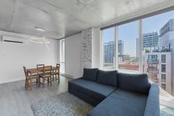 Salon - 