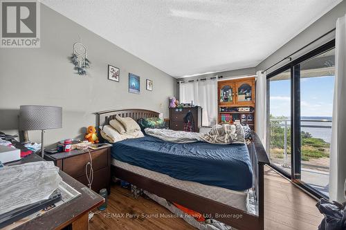 3E - 20 Ryder Drive, Mcdougall, ON - Indoor Photo Showing Bedroom