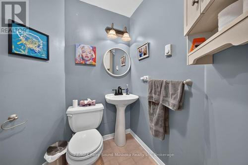3E - 20 Ryder Drive, Mcdougall, ON - Indoor Photo Showing Bathroom