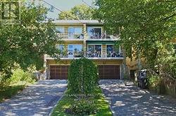 UPPER - 213 KENILWORTH AVENUE Toronto, ON M4L 3S7