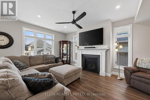 14 Muirfield Drive, St. Thomas, ON - Indoor Photo Showing Living Room With Fireplace