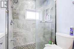 Main Bathroom - 