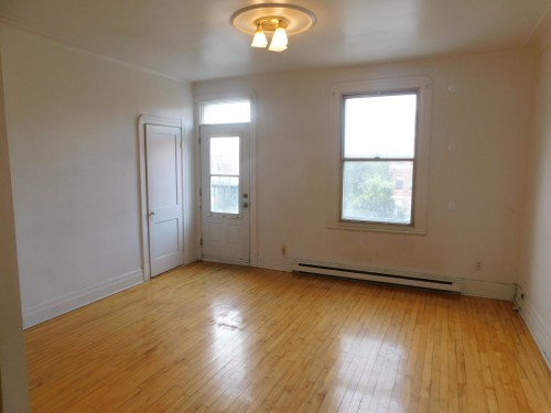 5335 Av. Gatineau , Montréal (Côte-des-Neiges/Notre-Dame-de-Grâce), QC H3T 1X1 5