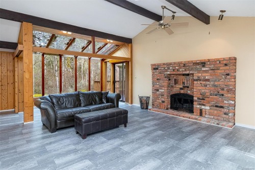 2298 Munn Rd, Highlands, BC 