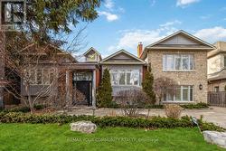48 MAY AVENUE Richmond Hill, ON L4C 3S6