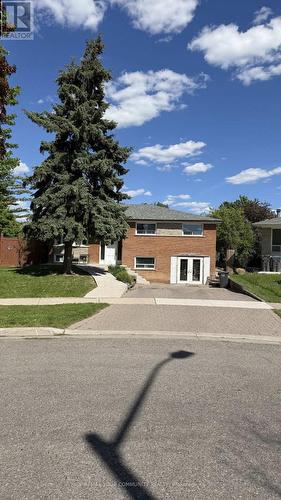 3796 Wyewood Road, Mississauga, ON - Outdoor