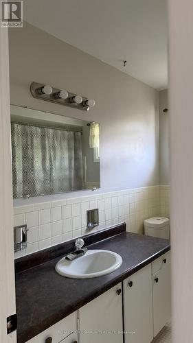 3796 Wyewood Road, Mississauga, ON - Indoor Photo Showing Bathroom