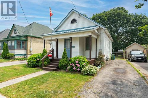 7 Maple Street, St. Thomas, ON - Outdoor With Facade