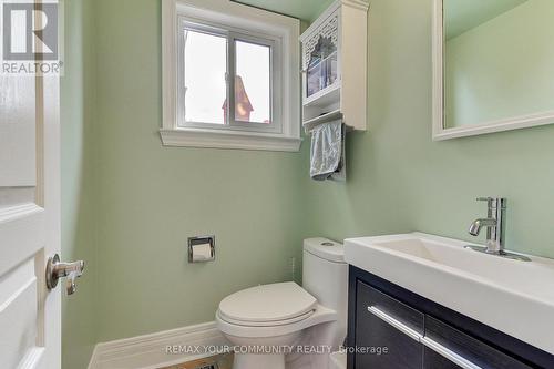 4229 Brandon Gate Drive, Mississauga, ON - Indoor Photo Showing Bathroom