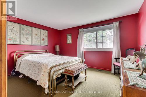 4229 Brandon Gate Drive, Mississauga, ON - Indoor Photo Showing Bedroom