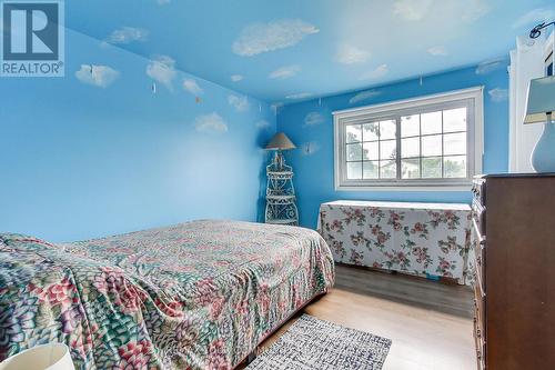 4229 Brandon Gate Drive, Mississauga, ON - Indoor Photo Showing Bedroom