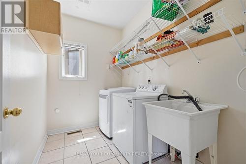 6926 Early Settler Row, Mississauga, ON - Indoor Photo Showing Laundry Room