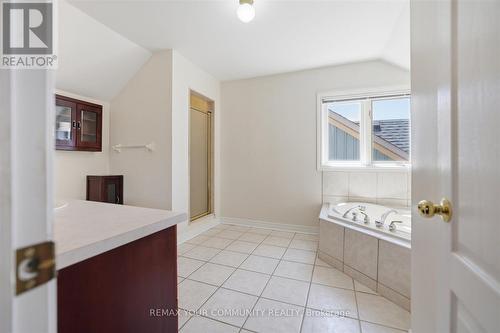 6926 Early Settler Row, Mississauga, ON - Indoor
