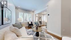 164 - 190 HARDING BOULEVARD W Richmond Hill, ON L4C 0J9