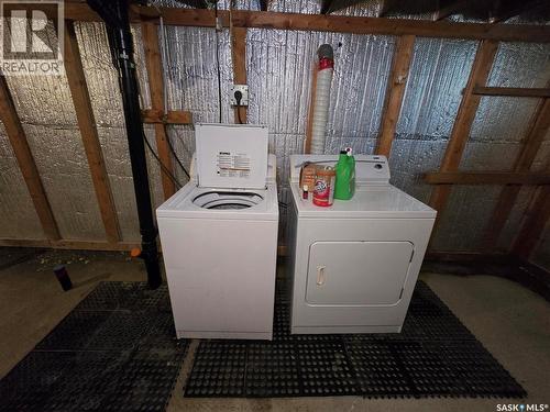 910 Pacific Street, Grenfell, SK - Indoor Photo Showing Laundry Room