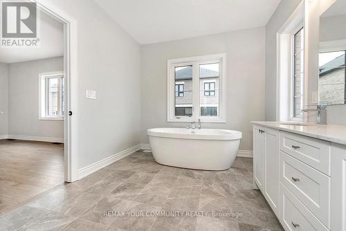 49 Periwinkle Road, Springwater, ON - Indoor Photo Showing Bathroom