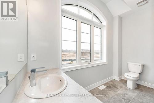 49 Periwinkle Road, Springwater, ON - Indoor Photo Showing Bathroom
