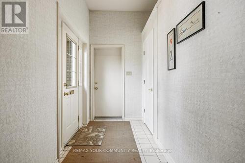 Lower - 27 Denham Drive, Richmond Hill, ON - Indoor Photo Showing Other Room