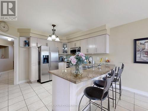 24 Cachet Hill Crescent, Vaughan, ON - Indoor Photo Showing Kitchen With Double Sink