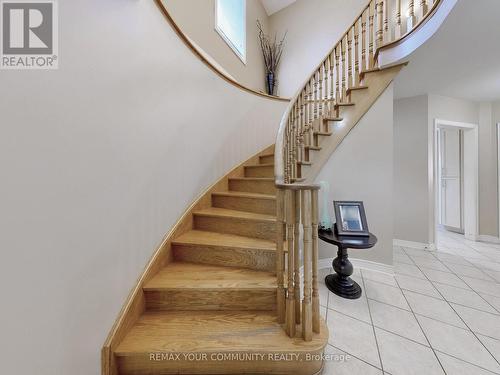 24 Cachet Hill Crescent, Vaughan, ON - Indoor Photo Showing Other Room
