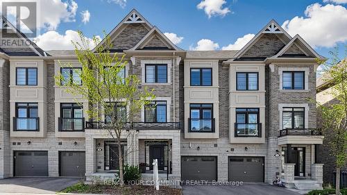 10 WILLIAM ADAMS LANE  Richmond Hill, ON L4S 0L9
