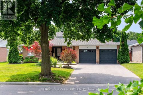 35 JOHN DEXTER PLACE  Markham, ON L3P 3G2