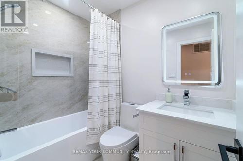 Newly Updated Upper Level Main Bathroom - 35 John Dexter Place, Markham, ON - Indoor Photo Showing Bathroom