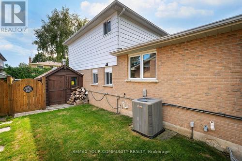 Wide Side-Yard - 35 John Dexter Place, Markham, ON - Outdoor With Exterior