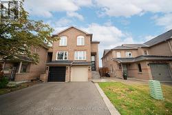 40 TANIA CRESCENT Vaughan, ON L6A 2M8