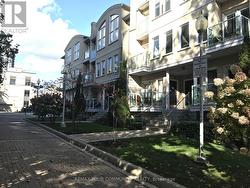 29 - 70 BYNG AVENUE Toronto, ON M2N 7L9